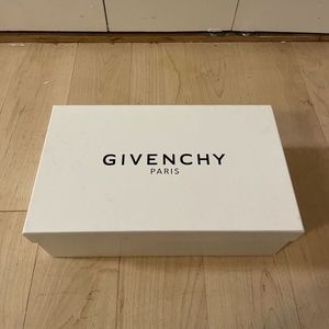 GIVENCHY SHOE BOX
